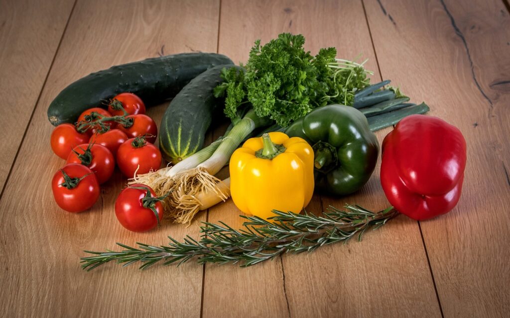 vegetables, crop, tomatoes-2977891.jpg